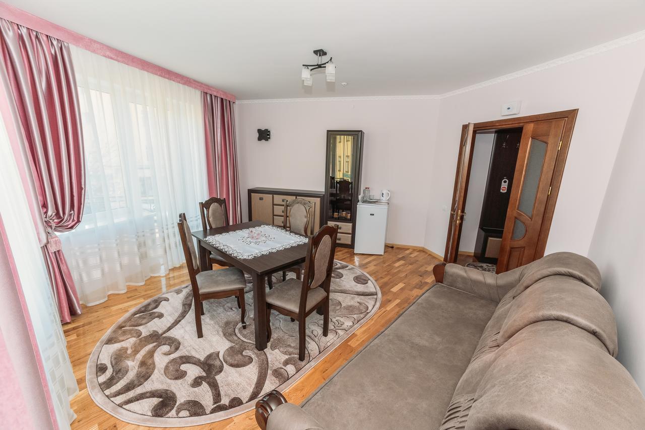 Apartments Sonce Truskavets Luaran gambar